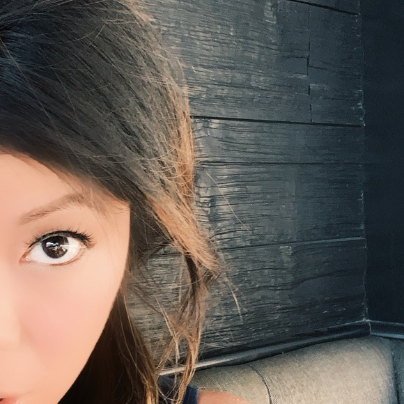 Meet your Posher, Patricia - Picture 1 of 1